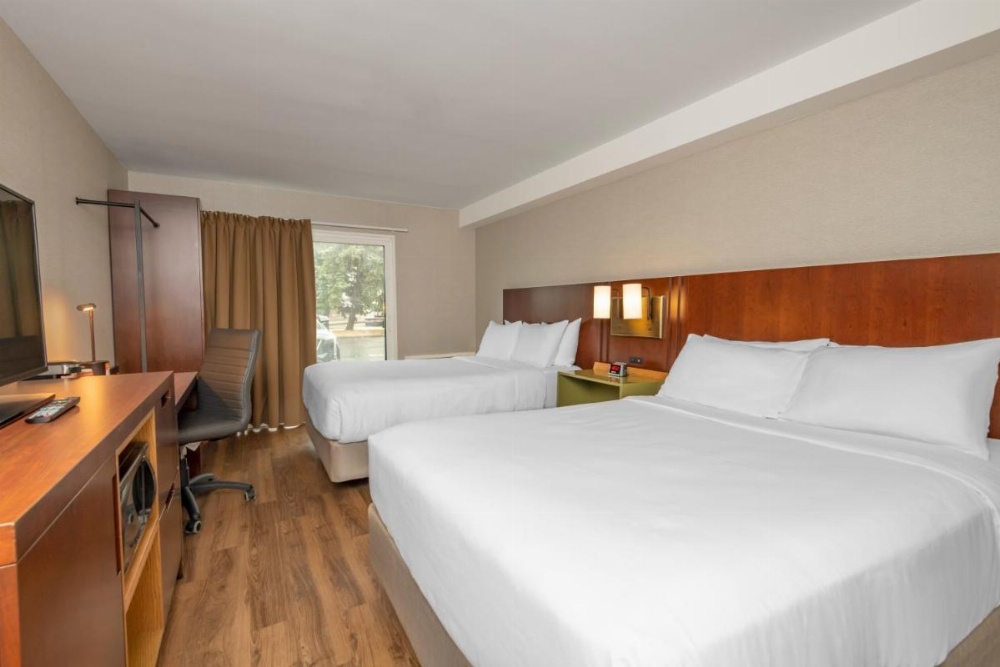 Room image 2